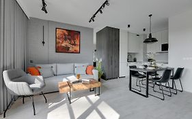 Flatbook - City Center Apartments Doki Living